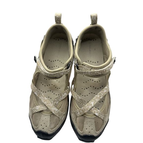 Lands' End Shoes - Lands’ End Women’s 8B Mary Jane Hiking Walking Shoes Beige Floral Outdoor